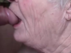 Oma 80 Jahre alt in Fotze Mund und Arschloch gefickt