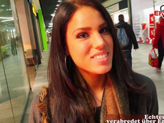 Feurige Dating Schlampe lässt sich beim ersten Treffen poppen
