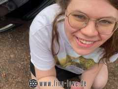 Lina Love genießt Sex im Wald für Porno Deutsch