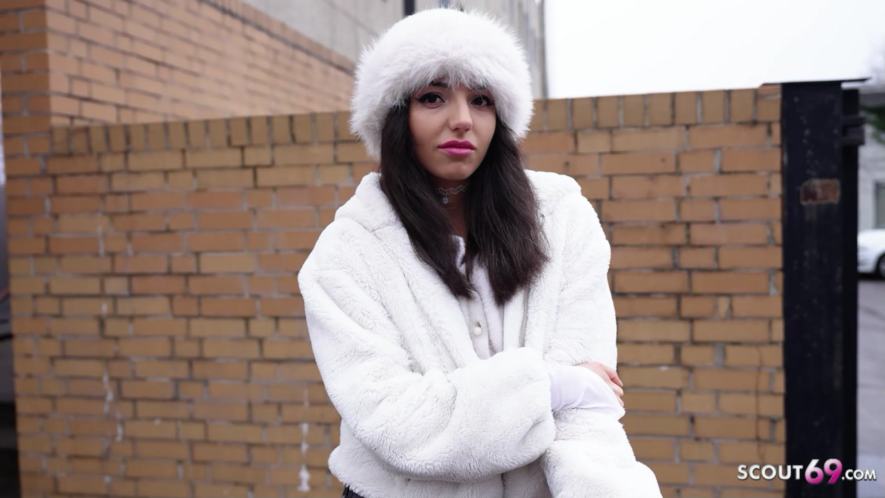 German Scout - AO Sex beim Casting mit junger Teenie Schlampe