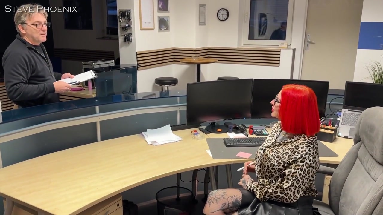 Steve Phoenix - Boss Milf Cat Coxx Anal durch genommen